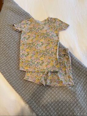Girls' Floral Short Sleeve Pajama Set in Yellow & Pink